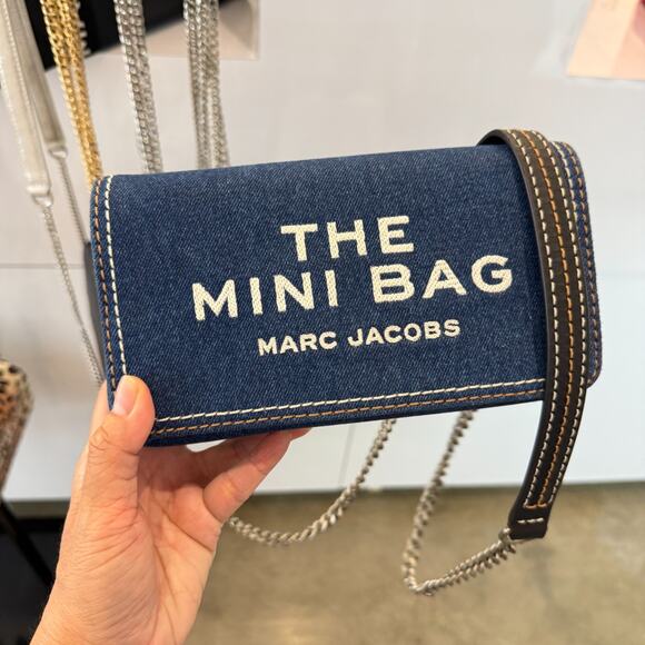 Best Price‼️Marc Jacobs The Denim Chain Mini Bag Dark Wash - Picture 1 of 7